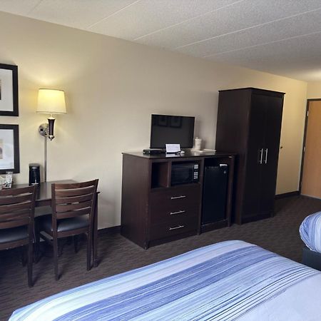 Americinn By Wyndham Нортфийлд Екстериор снимка
