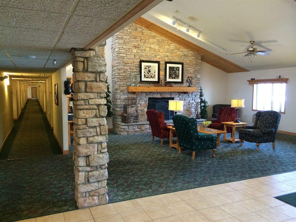 Americinn By Wyndham Нортфийлд Екстериор снимка