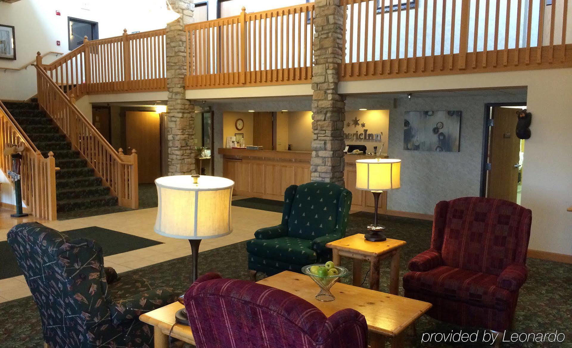 Americinn By Wyndham Нортфийлд Екстериор снимка