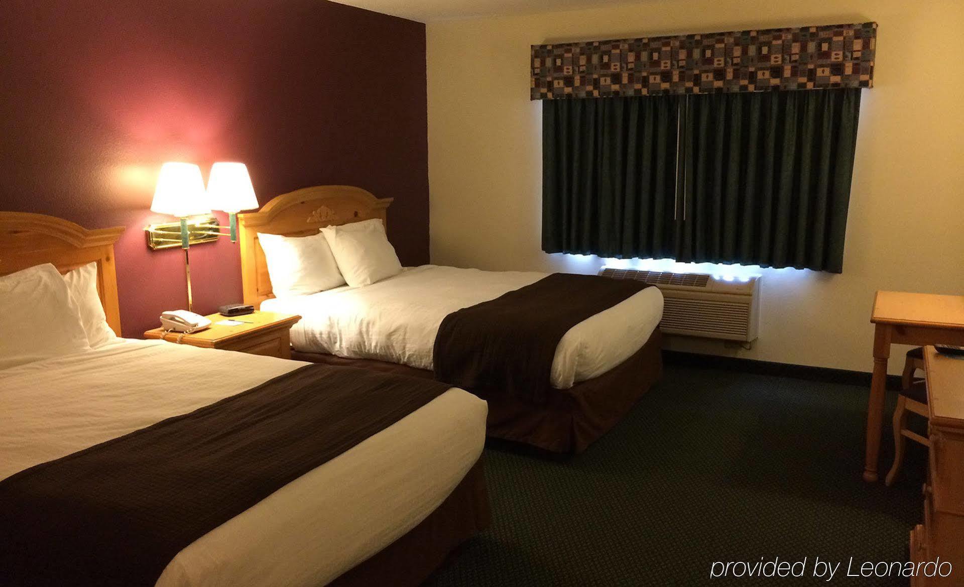 Americinn By Wyndham Нортфийлд Екстериор снимка