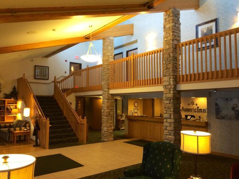 Americinn By Wyndham Нортфийлд Екстериор снимка
